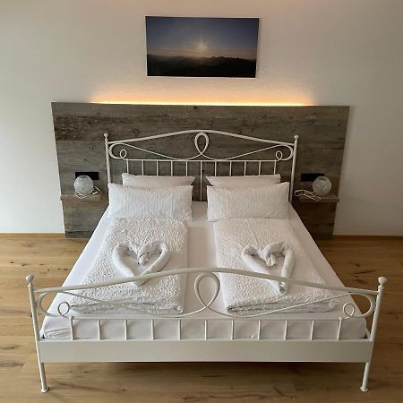 Isartaler Hoamat Haus Appartement Mittenwald Buitenkant foto