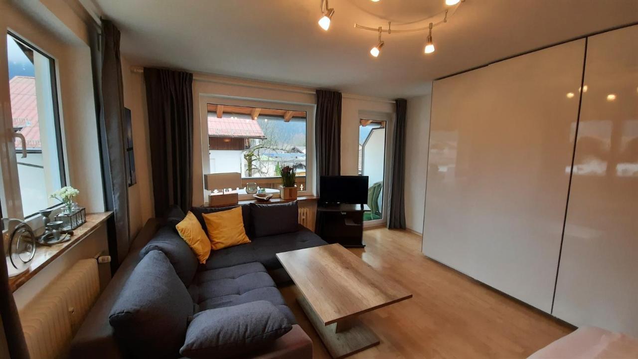 Isartaler Hoamat Haus Appartement Mittenwald Buitenkant foto
